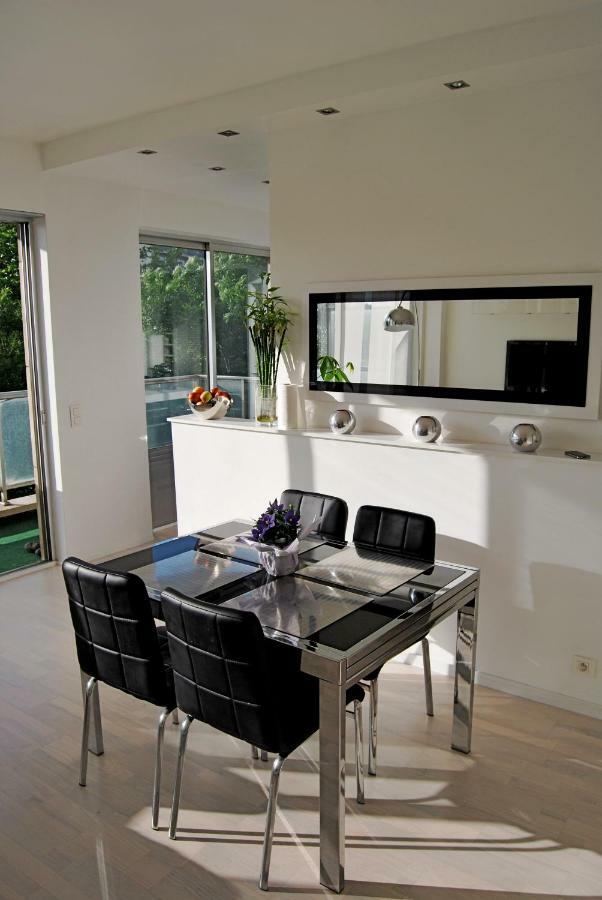 Modern Apartment In Uccle - Brussels Exterior photo